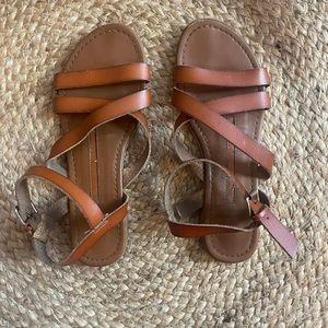 Women’s sandals